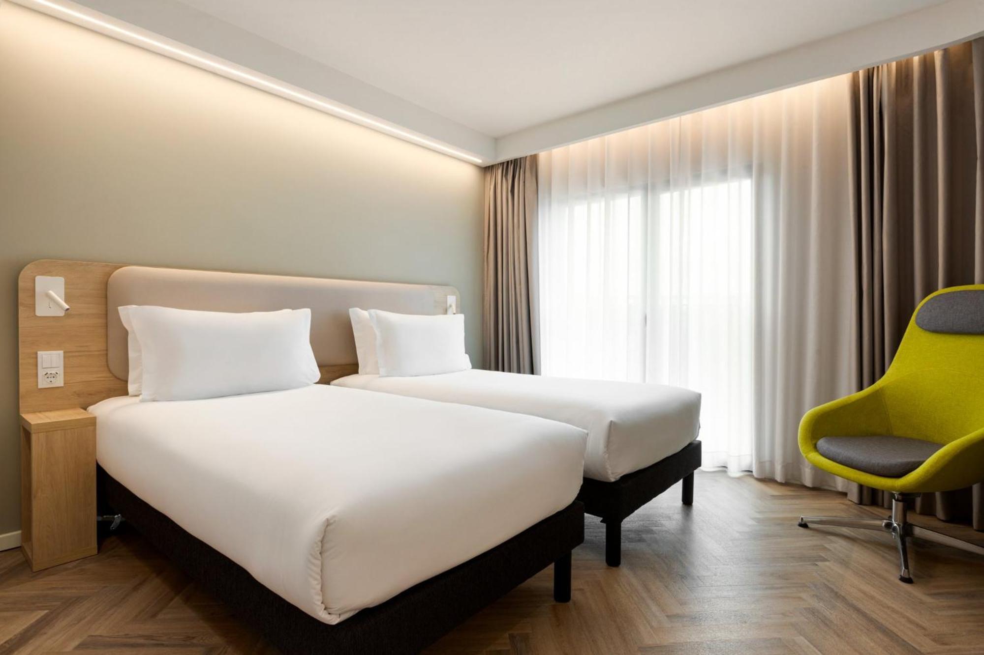Holiday Inn Express Evora By Ihg Exterior photo