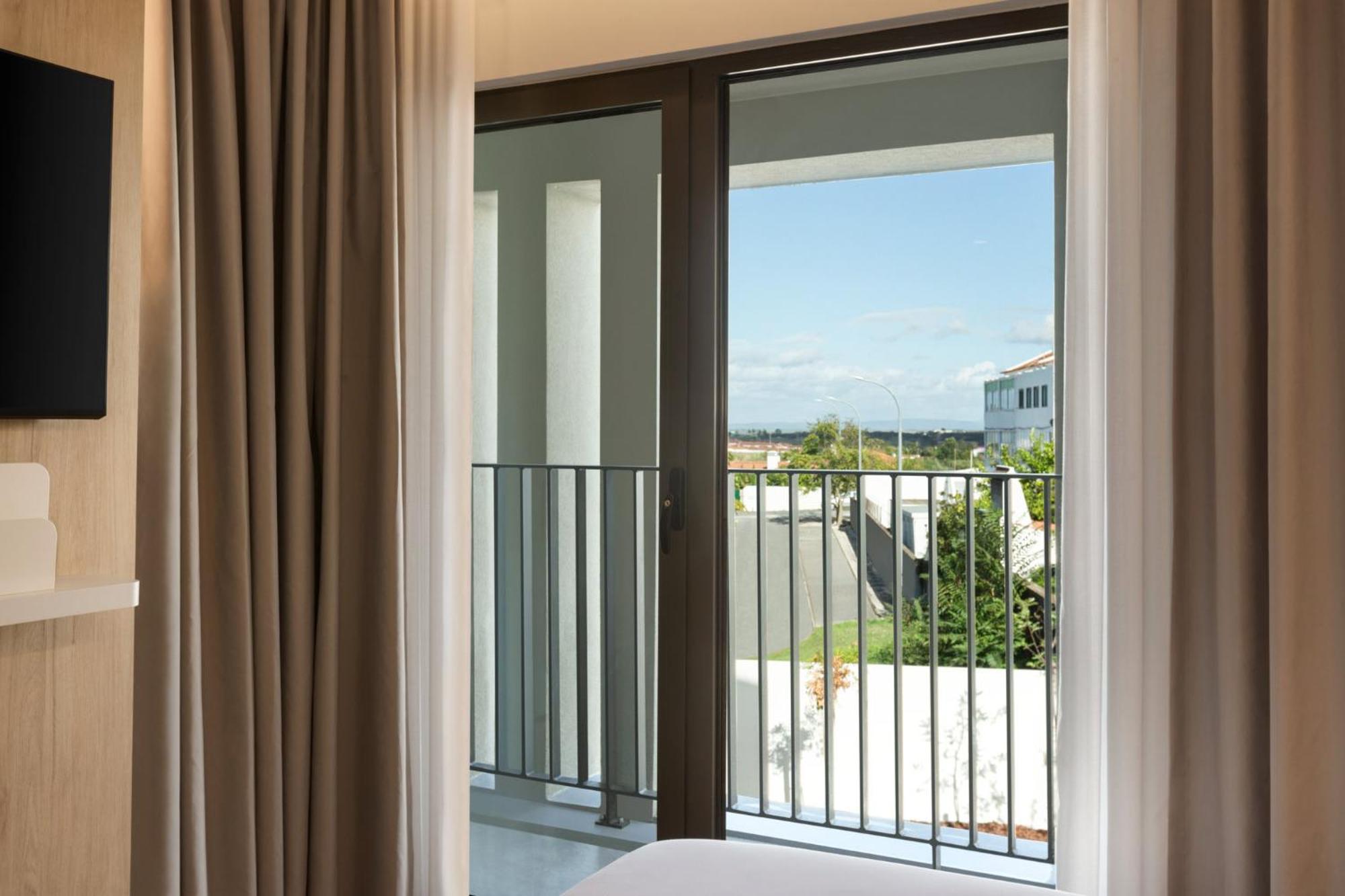 Holiday Inn Express Evora By Ihg Exterior photo