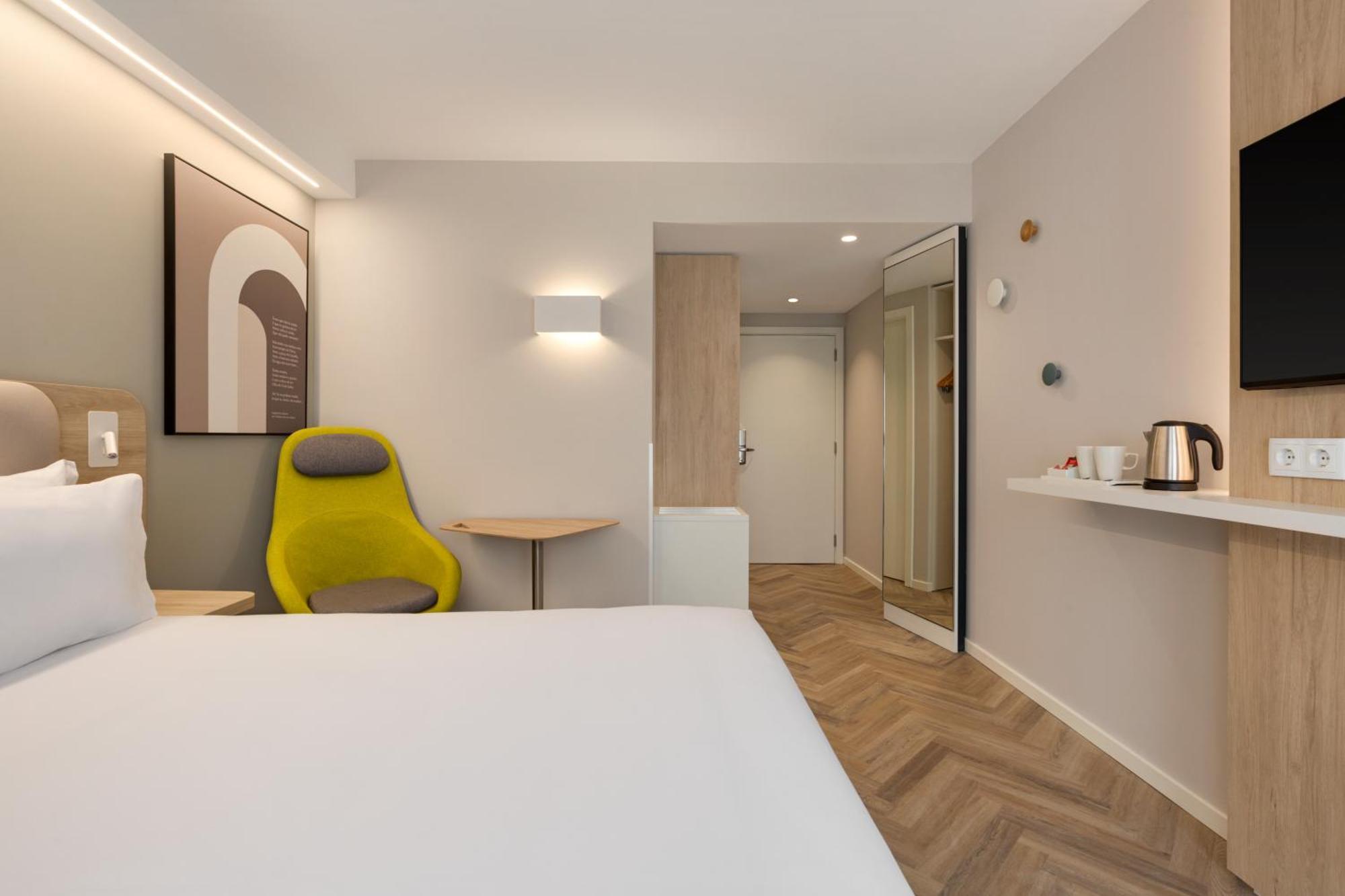 Holiday Inn Express Evora By Ihg Exterior photo
