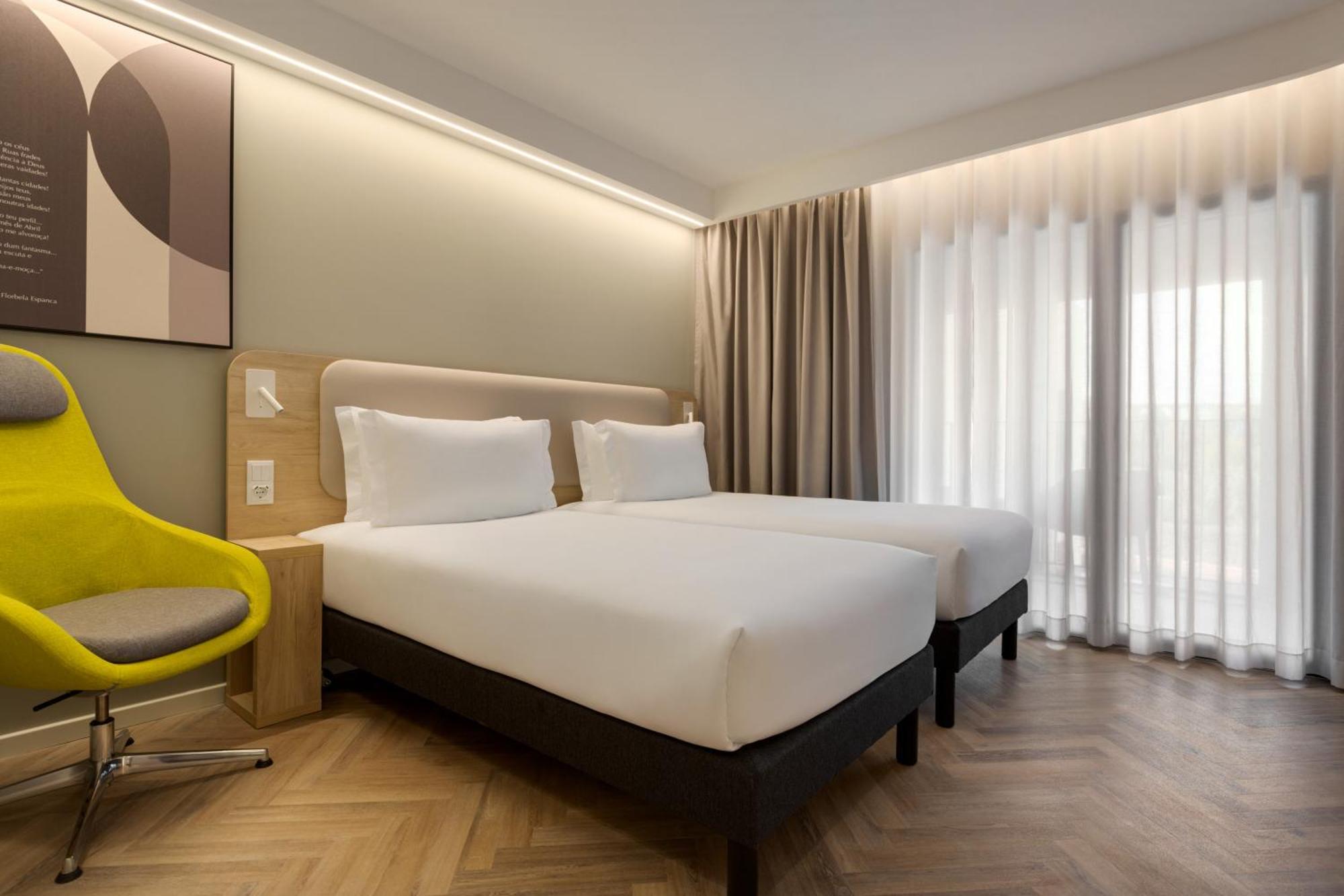Holiday Inn Express Evora By Ihg Exterior photo